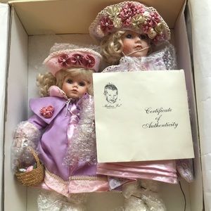 MADISON LEE MOTHER & DAUGHTER SET PORCELAIN DOLLS